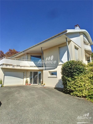 maison d'architecte à la vente -   25200  MONTBELIARD, surface 164 m2 vente maison d'architecte - UBI414827136